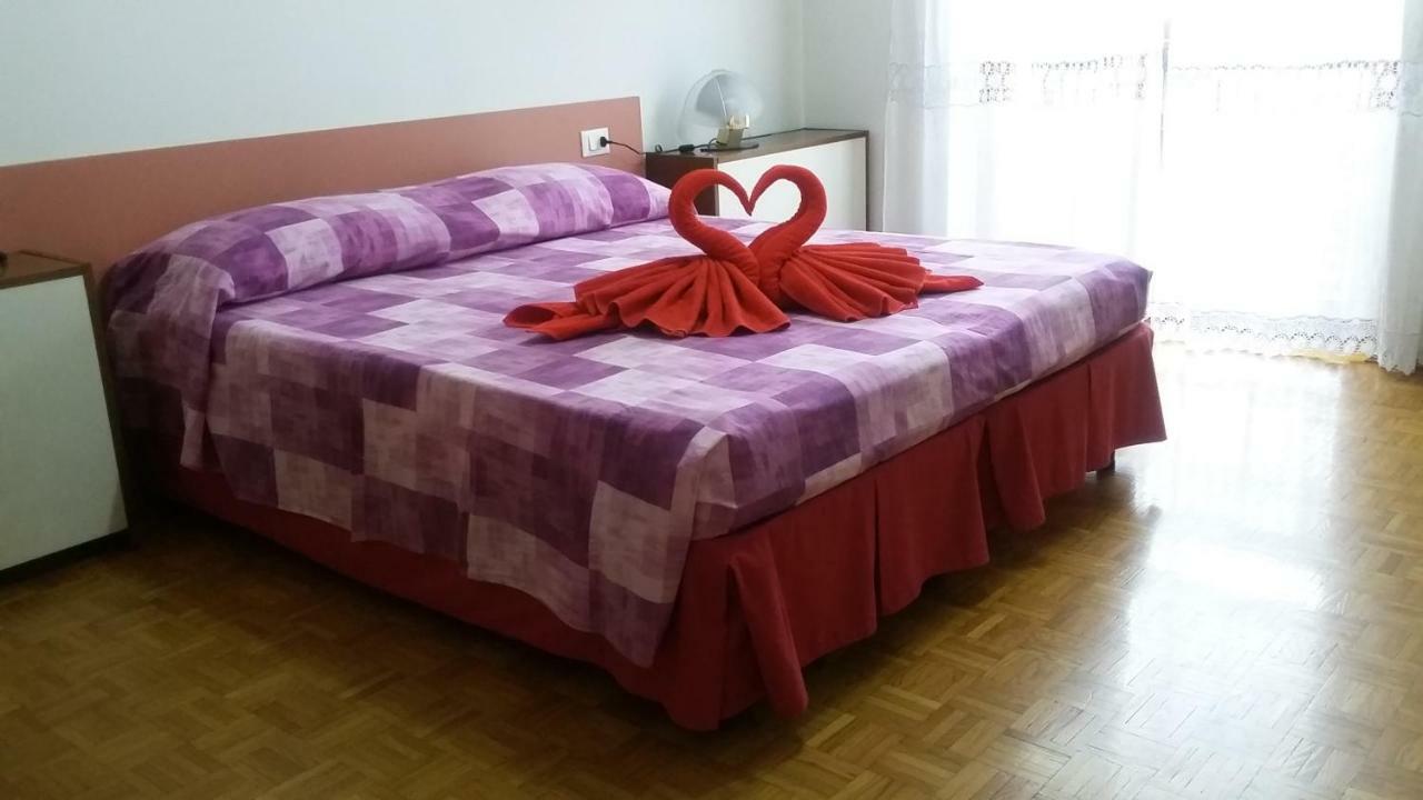 Rosso Tirano Apartamento Exterior foto